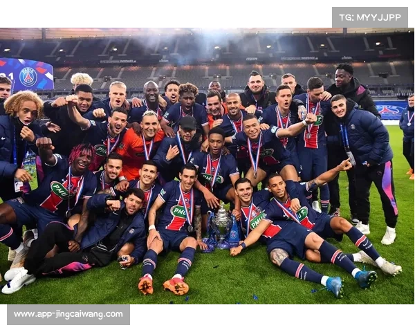 巴黎圣日耳曼防线组合本赛季更换超10套，协防失误频发